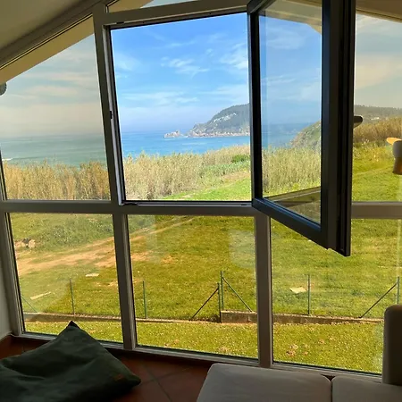 Mirando Al Mar Apartment *